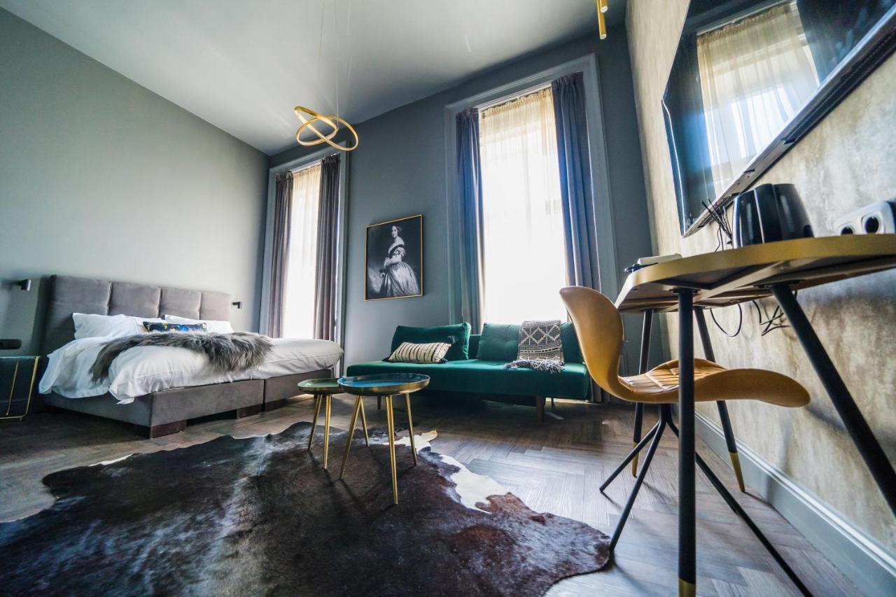 Готель Leo Boutique - Adults Only 2*