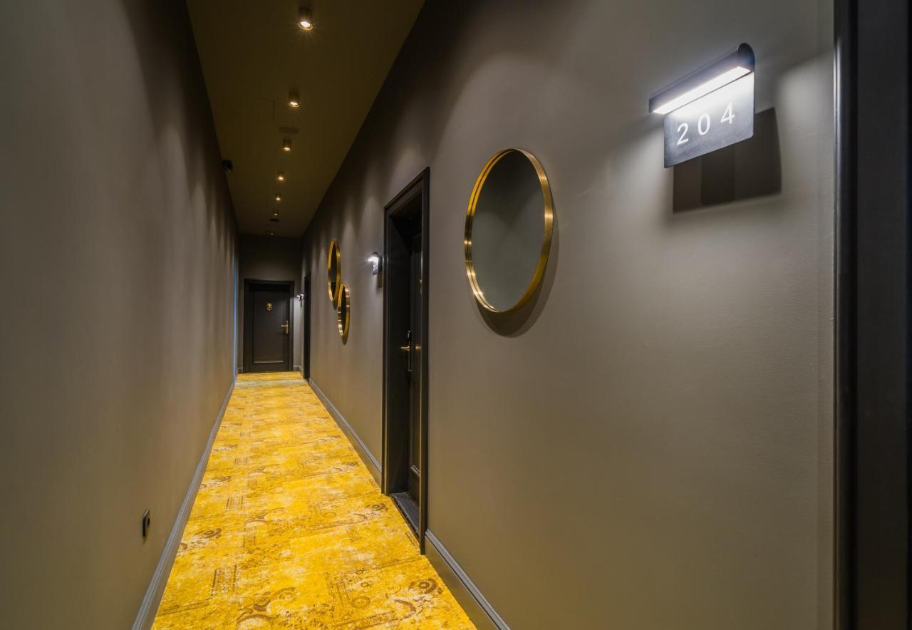 Готель Leo Boutique - Adults Only 2*